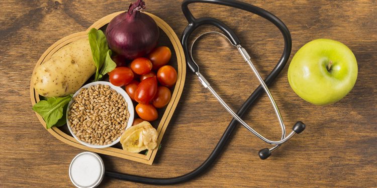 Los 8 alimentos que debes consumir para cuidar tu corazón